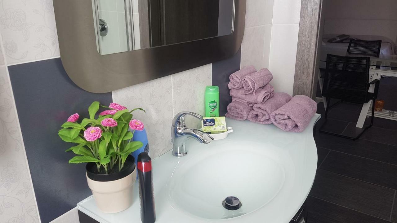 جيلا Lilium In B&B المظهر الخارجي الصورة